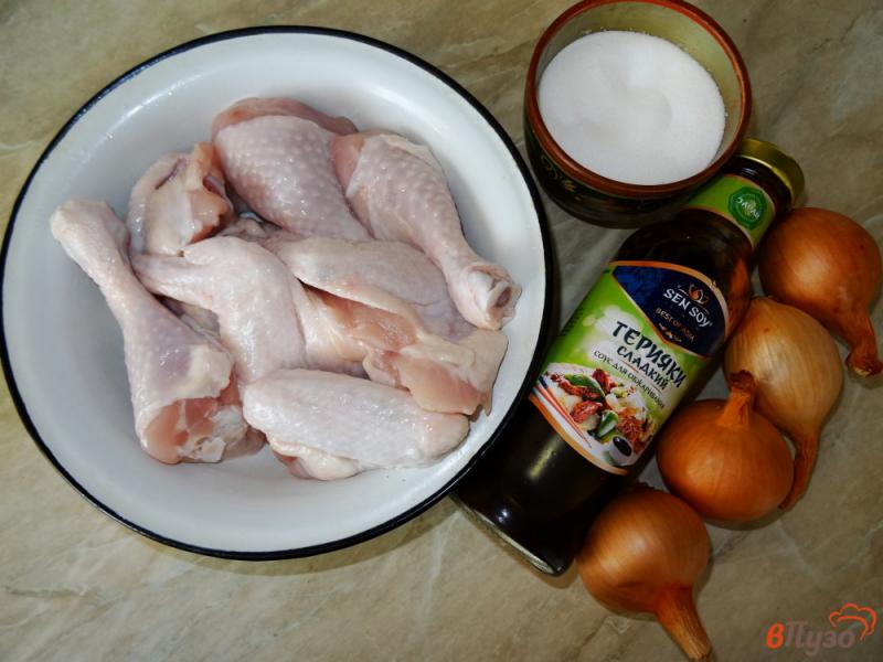 Фото приготовление рецепта: Курица в соусе терияки с луком шаг №1