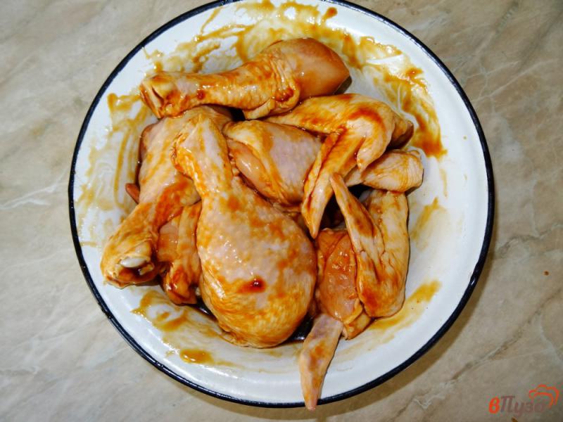 Фото приготовление рецепта: Курица в соусе терияки с луком шаг №3