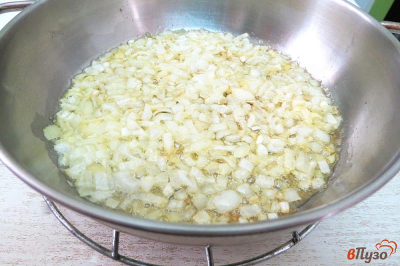 Фото приготовление рецепта: Суп пюре с картофелем и грибами шаг №5