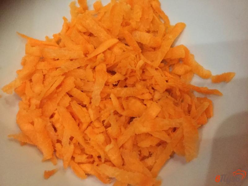 Фото приготовление рецепта: Морковный салат с чесноком шаг №1