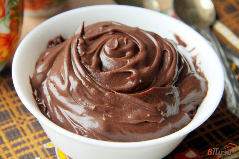 Фото приготовление рецепта: Шоколадный крем из какао в микроволновке шаг №5