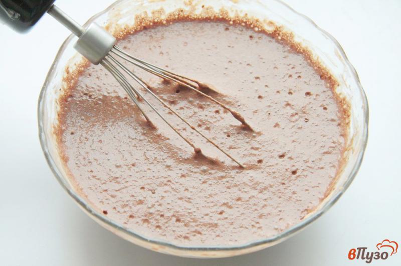 Фото приготовление рецепта: Шоколадный крем из какао в микроволновке шаг №3