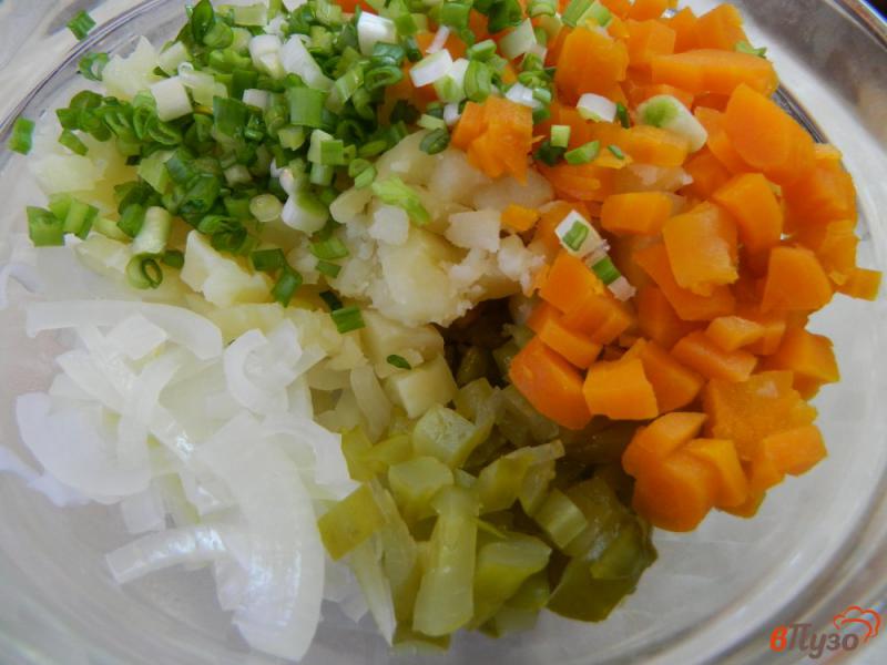 Фото приготовление рецепта: Постный Оливье с морковью и маринованным луком шаг №3
