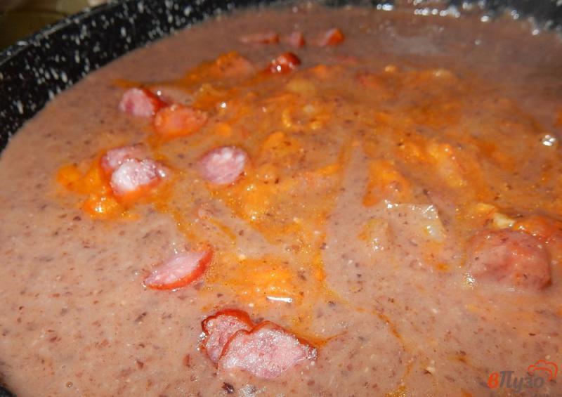 Фото приготовление рецепта: Фасолевый суп-пюре с колбасками шаг №6
