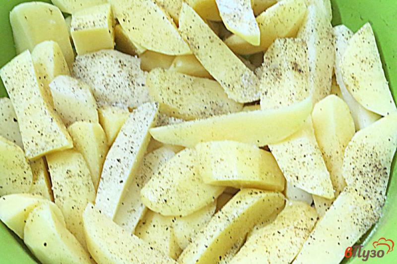 Фото приготовление рецепта: Картофель запеченный в духовке шаг №2