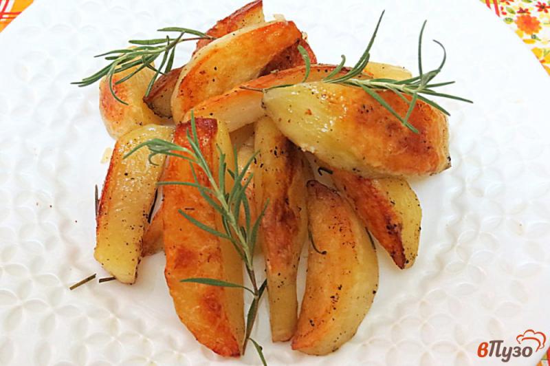 Фото приготовление рецепта: Картофель запеченный в духовке шаг №5