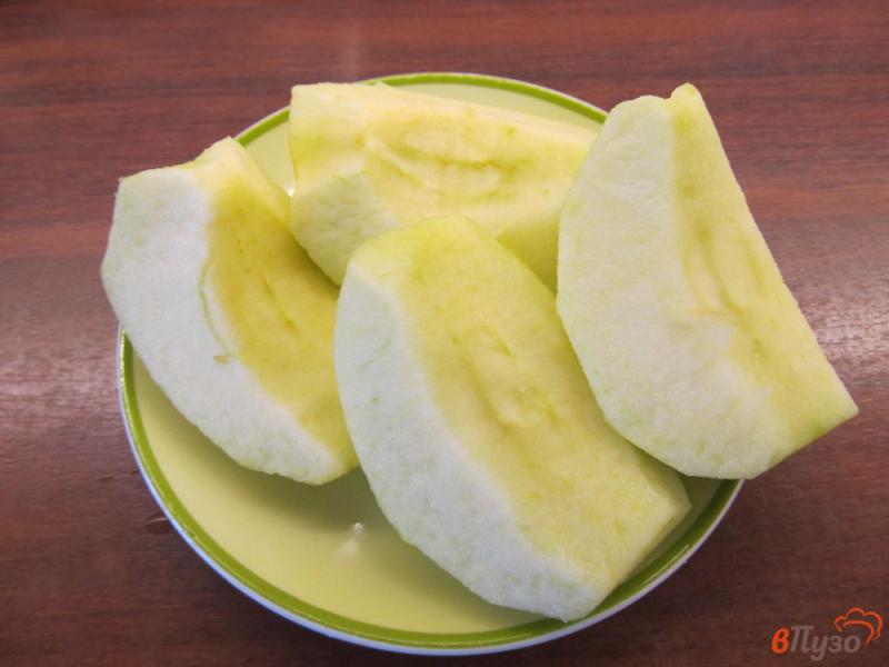 Фото приготовление рецепта: Пышные оладьи с яблоком шаг №4