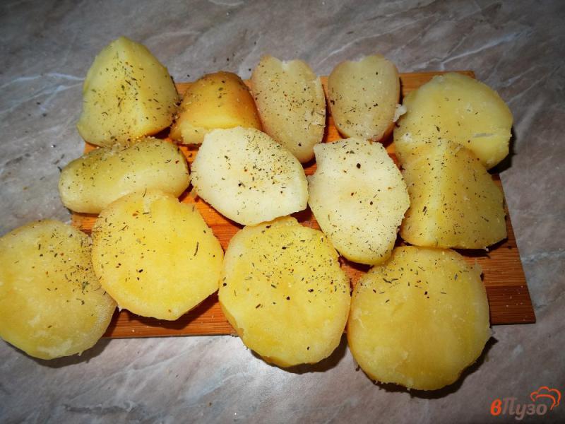 Фото приготовление рецепта: Картофель в беконе шаг №2