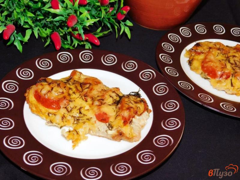 Фото приготовление рецепта: Отбивные с помидорами и сыром шаг №5