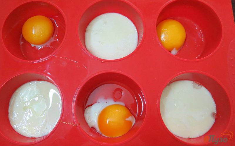 Фото приготовление рецепта: Яйца фаршированные необычно шаг №6