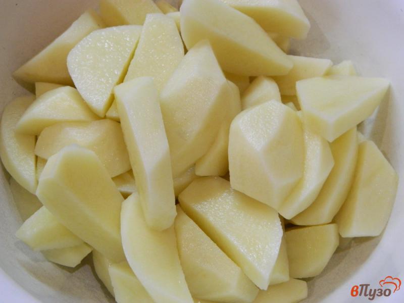 Фото приготовление рецепта: Картофель запеченный в духовке с цуккини и сладким перцем шаг №1