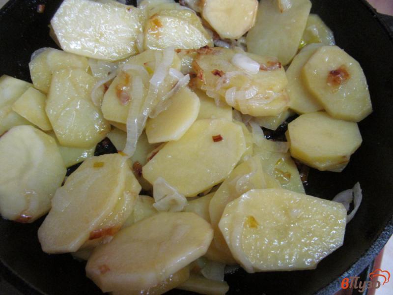 Фото приготовление рецепта: Тушеная картошка с луком по-узбекски шаг №3