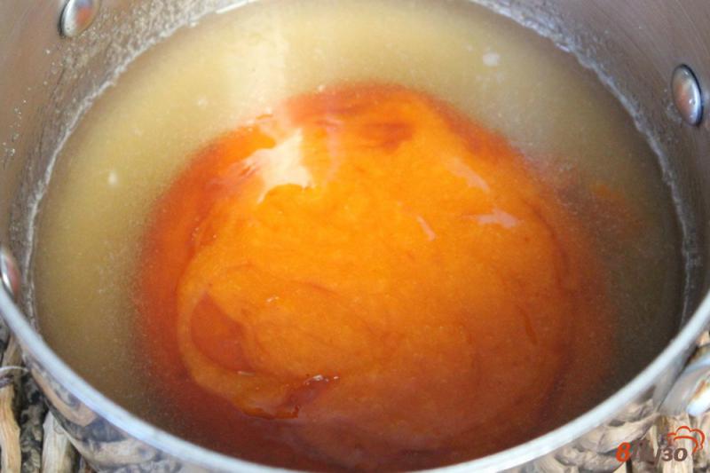 Фото приготовление рецепта: Желе из абрикосового пюре шаг №2