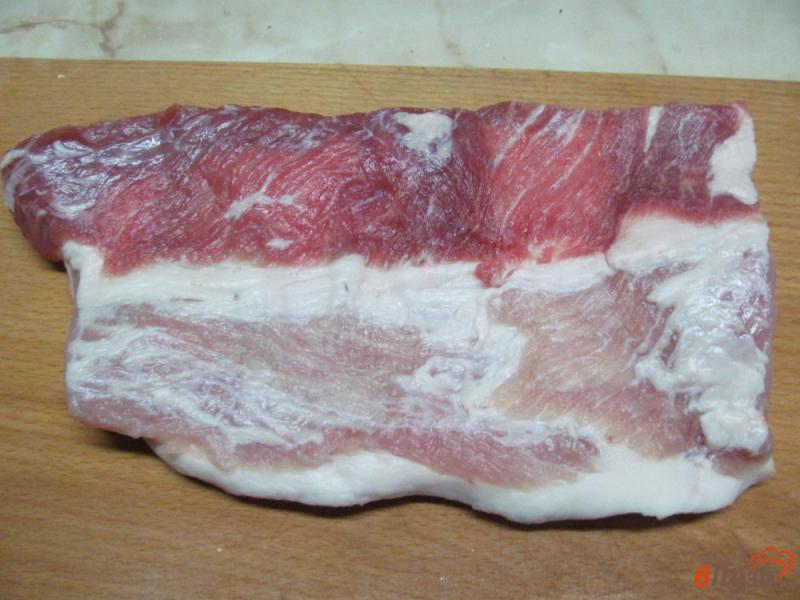 Фото приготовление рецепта: Запеченная свинина в специях с медовой корочкой шаг №3