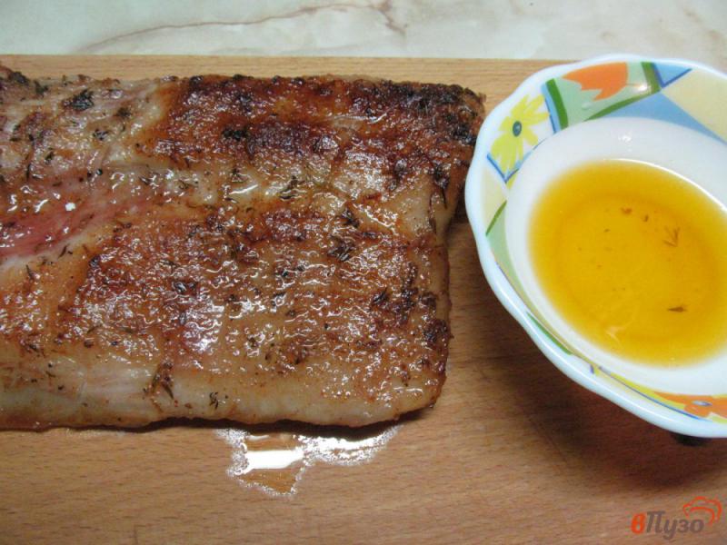 Фото приготовление рецепта: Запеченная свинина в специях с медовой корочкой шаг №7