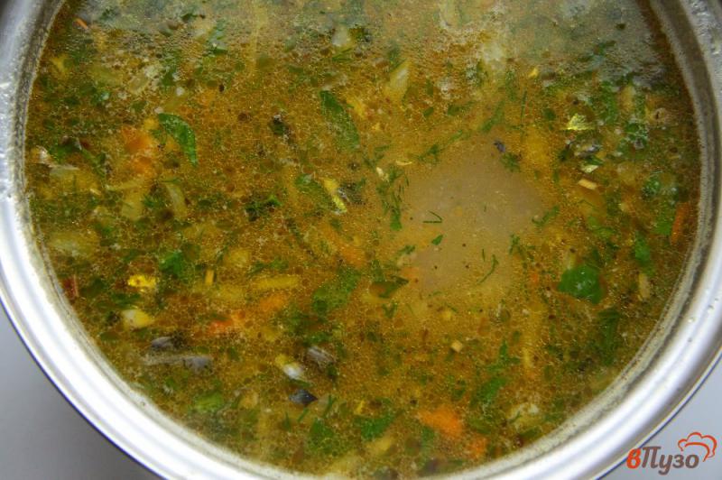 Фото приготовление рецепта: Рыбный суп из консервированного тунца с рисом шаг №8