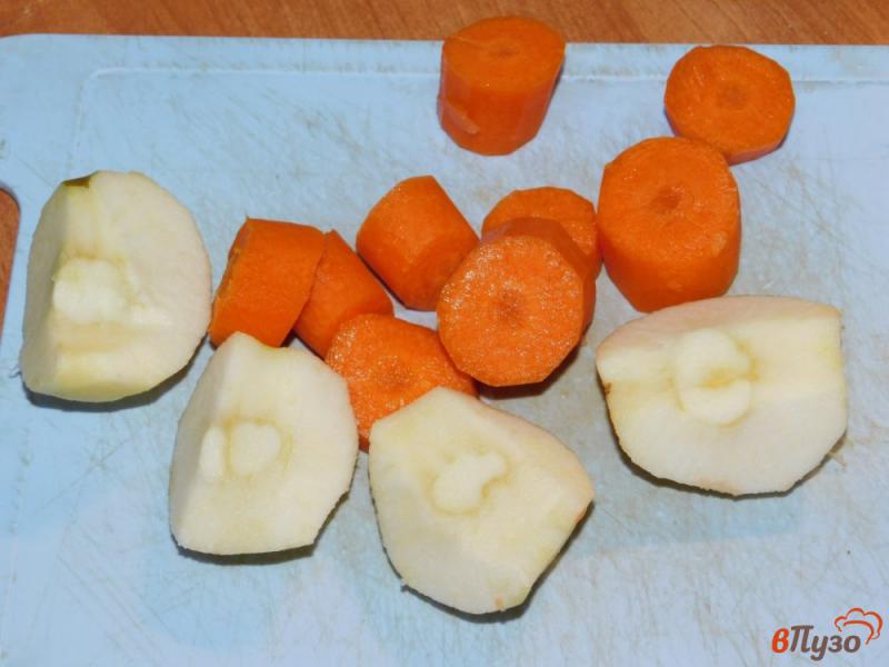 Фото приготовление рецепта: Смузи с морковью и тыквой шаг №1