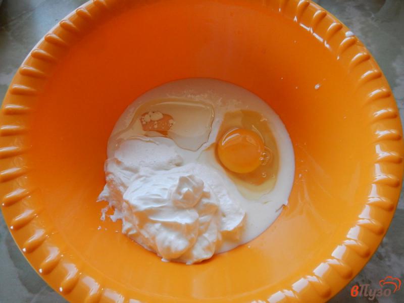 Фото приготовление рецепта: Бездрожжевые пирожки с луком и яйцами шаг №3