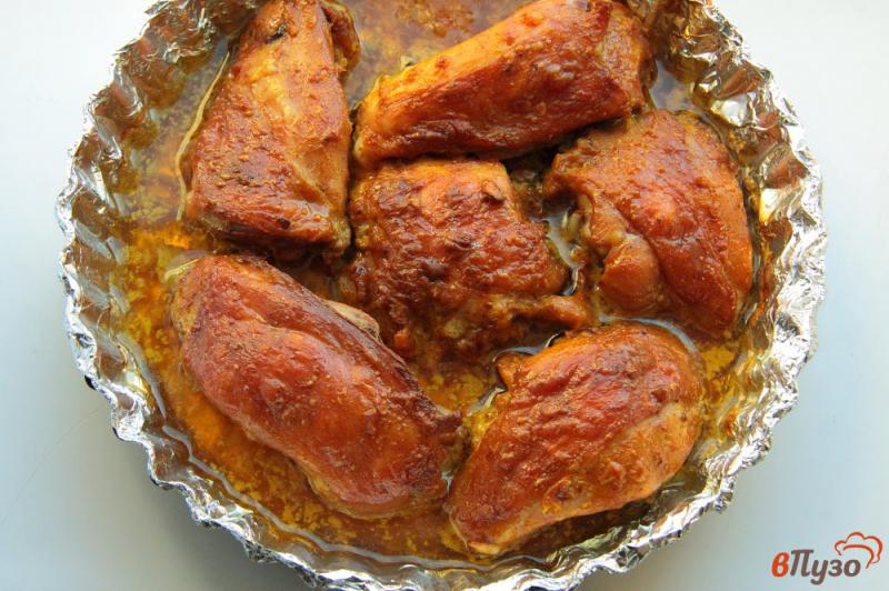 Фото приготовление рецепта: Куриные бедрышки с майонезом в соевом соусе шаг №7