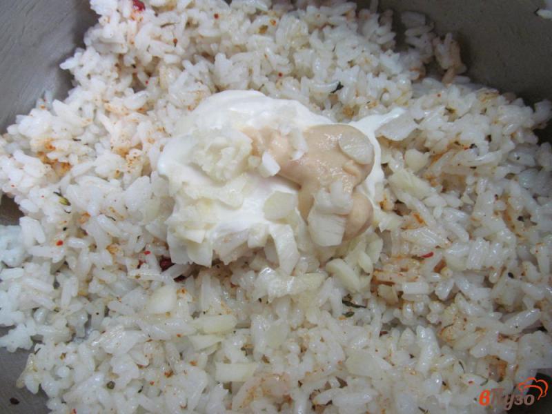 Фото приготовление рецепта: Курица с рисом в духовке шаг №3