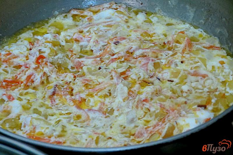 Фото приготовление рецепта: Суп с кабачком и сливками шаг №6
