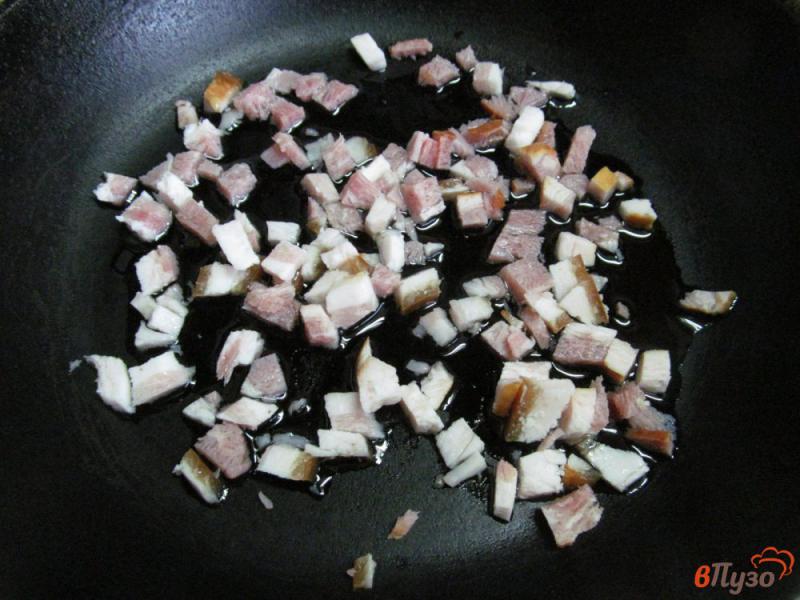 Фото приготовление рецепта: Молодая капуста с колбасой шаг №1