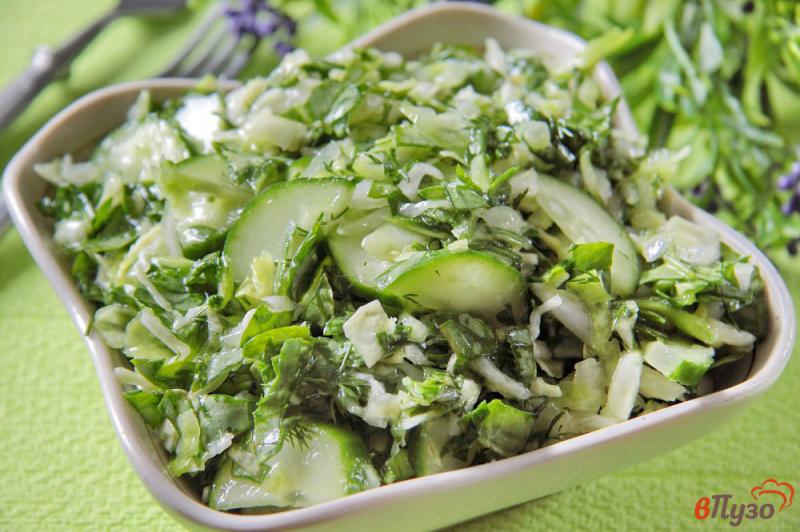 Фото приготовление рецепта: Весенний салат с щавелем шаг №7