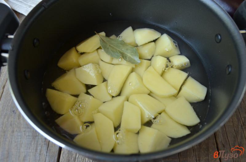 Фото приготовление рецепта: Суп-пюре из баклажанов и помидоров шаг №2
