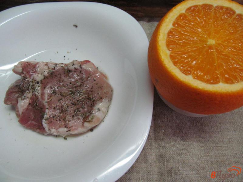 Фото приготовление рецепта: Свинина с апельсином шаг №1