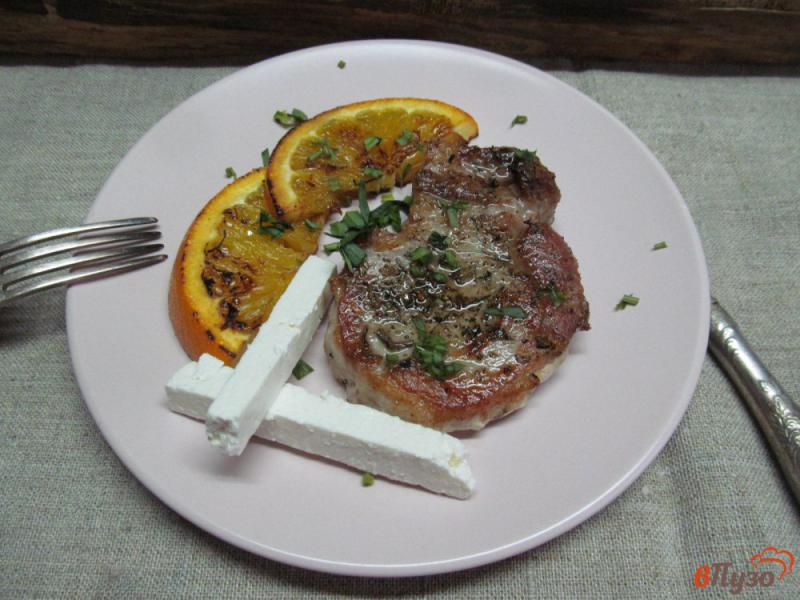 Фото приготовление рецепта: Свинина с апельсином шаг №5
