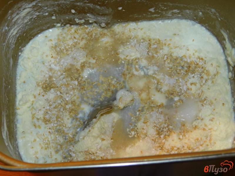 Фото приготовление рецепта: Молочный хлеб с отрубями шаг №2