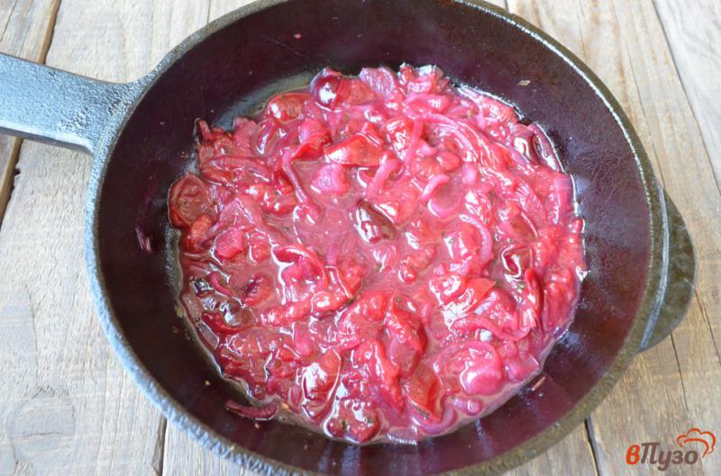 Фото приготовление рецепта: Филе индейки под вишневым соусом шаг №5