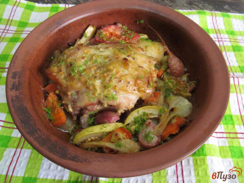 Фото приготовление рецепта: Курица с овощами «Ленивая сковорода» шаг №7