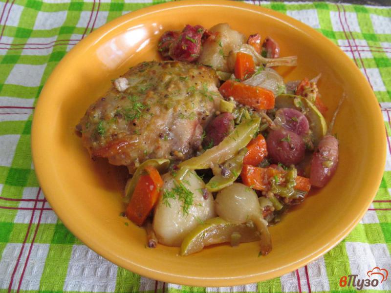 Фото приготовление рецепта: Курица с овощами «Ленивая сковорода» шаг №8