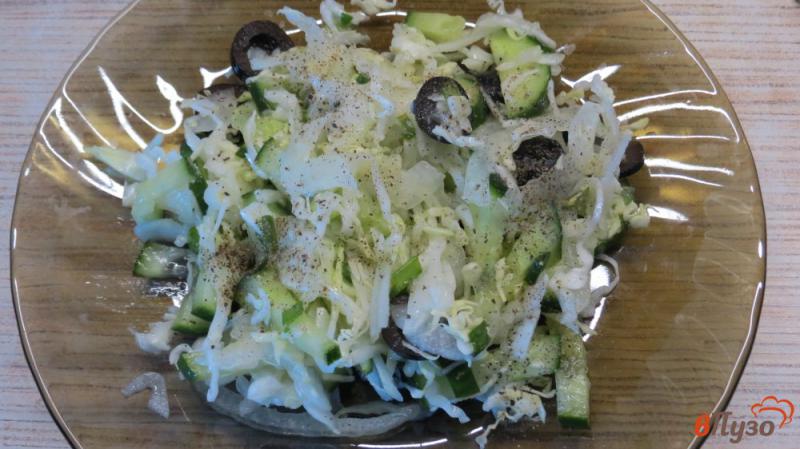 Фото приготовление рецепта: Салат с капустой шаг №5