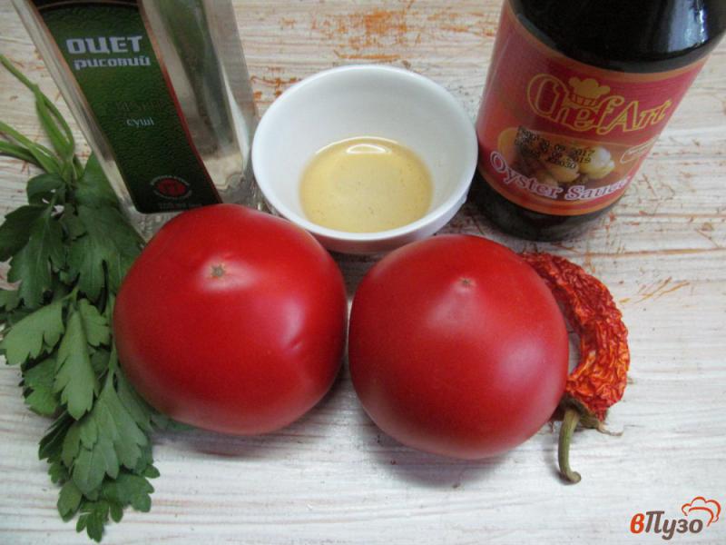Фото приготовление рецепта: Тайский томатный салат шаг №1