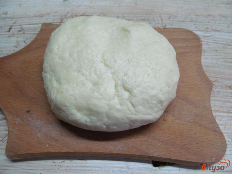 Фото приготовление рецепта: Томатная пицца на картофельном тесте шаг №3