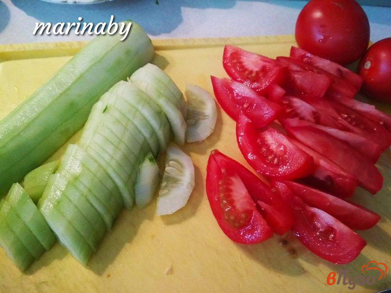 Фото приготовление рецепта: Овощной салат с медовой заправкой шаг №5