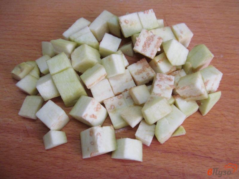 Фото приготовление рецепта: Жареный картофель с намеком на грибы шаг №2
