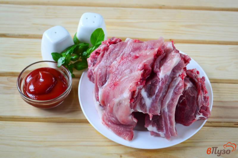 Фото приготовление рецепта: Свиные ребрышки с кетчупом в духовке шаг №1