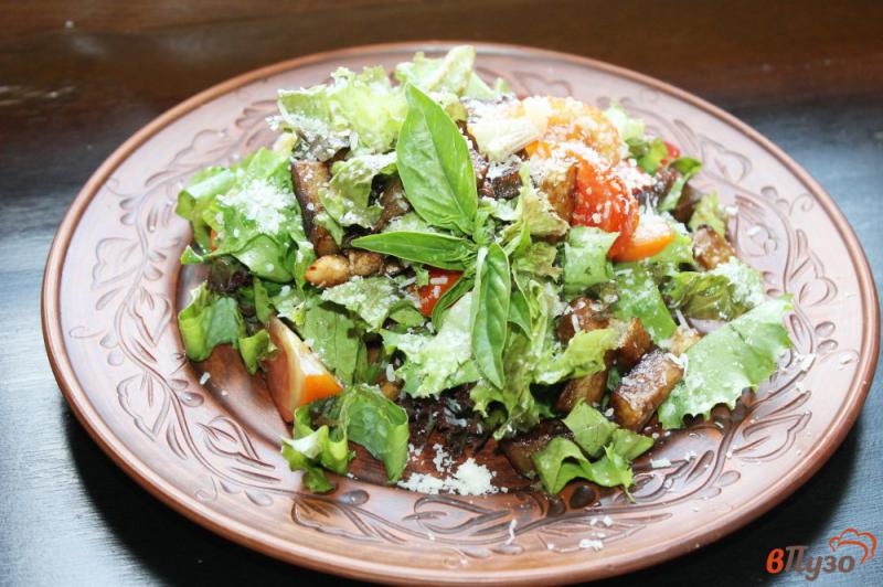 Фото приготовление рецепта: Салат с баклажаном и куриным филе шаг №7