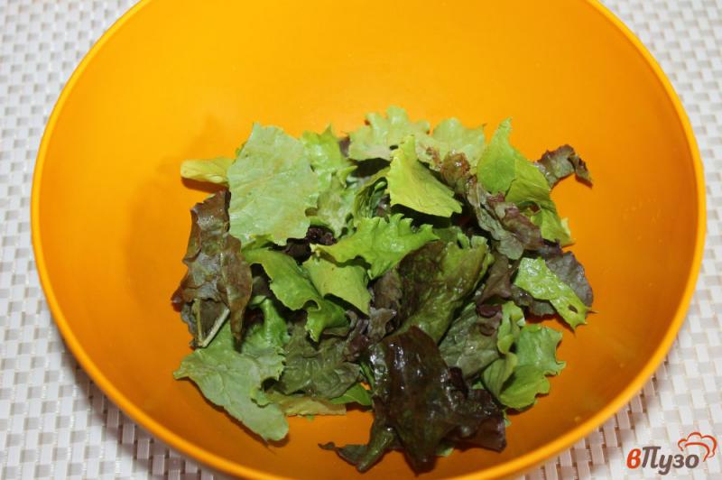 Фото приготовление рецепта: Салат из черри и кабачков шаг №3