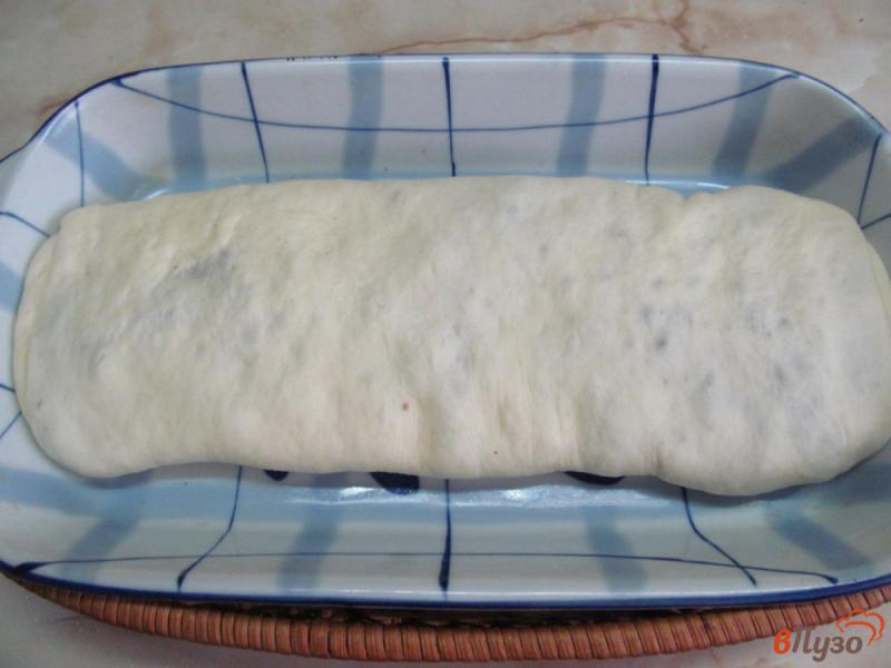 Фото приготовление рецепта: Пирог с шоколадной пастой и красной смородиной шаг №6