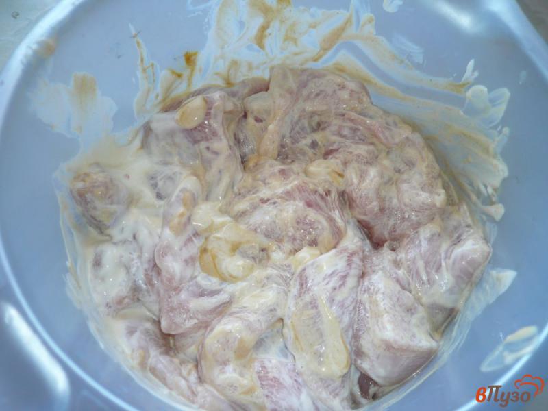 Фото приготовление рецепта: Сочная куриная грудка в хрустящей панировке шаг №4