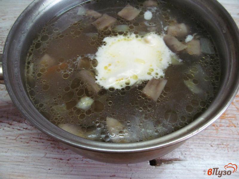 Фото приготовление рецепта: Суп с шампиньоном и пастой пенне шаг №6