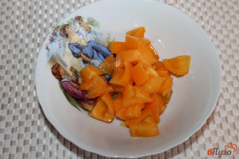 Фото приготовление рецепта: Салат овощной с плавленым сыром шаг №3