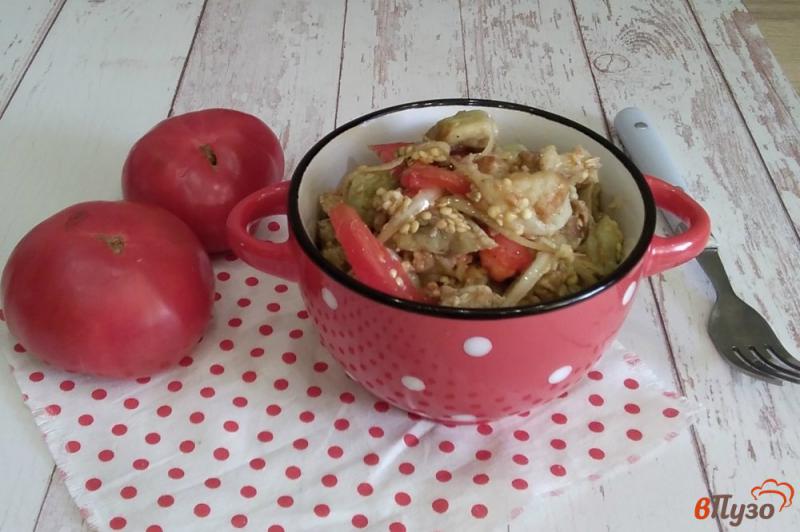 Фото приготовление рецепта: Салат из баклажанов и помидоров шаг №5