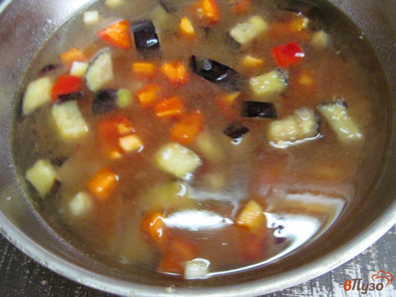 Фото приготовление рецепта: Суп из баклажана с овощами шаг №6
