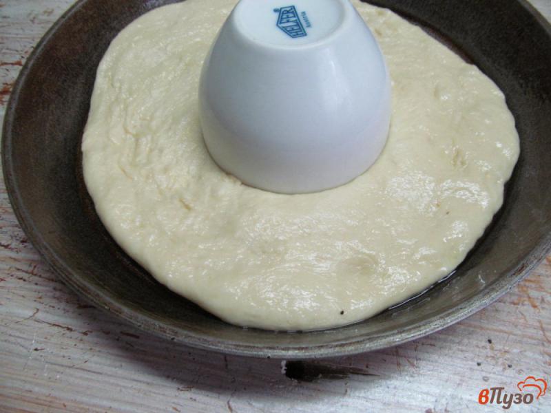 Фото приготовление рецепта: Пирог с маком орехами и шоколадной пастой шаг №7