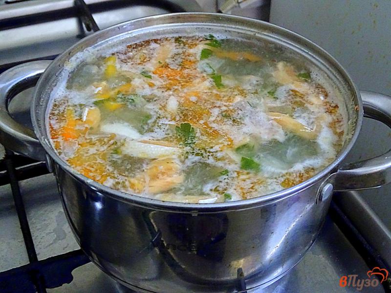 Фото приготовление рецепта: Рыбный суп из сёмги шаг №7